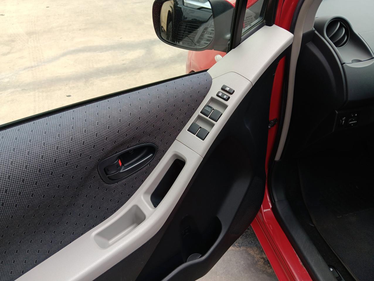 2009 Toyota Yaris S San Antonio TX