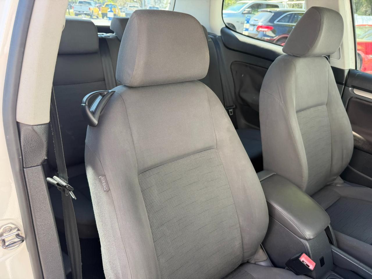 2009 Volkswagen Rabbit 2dr HB Auto S Jacksonville FL