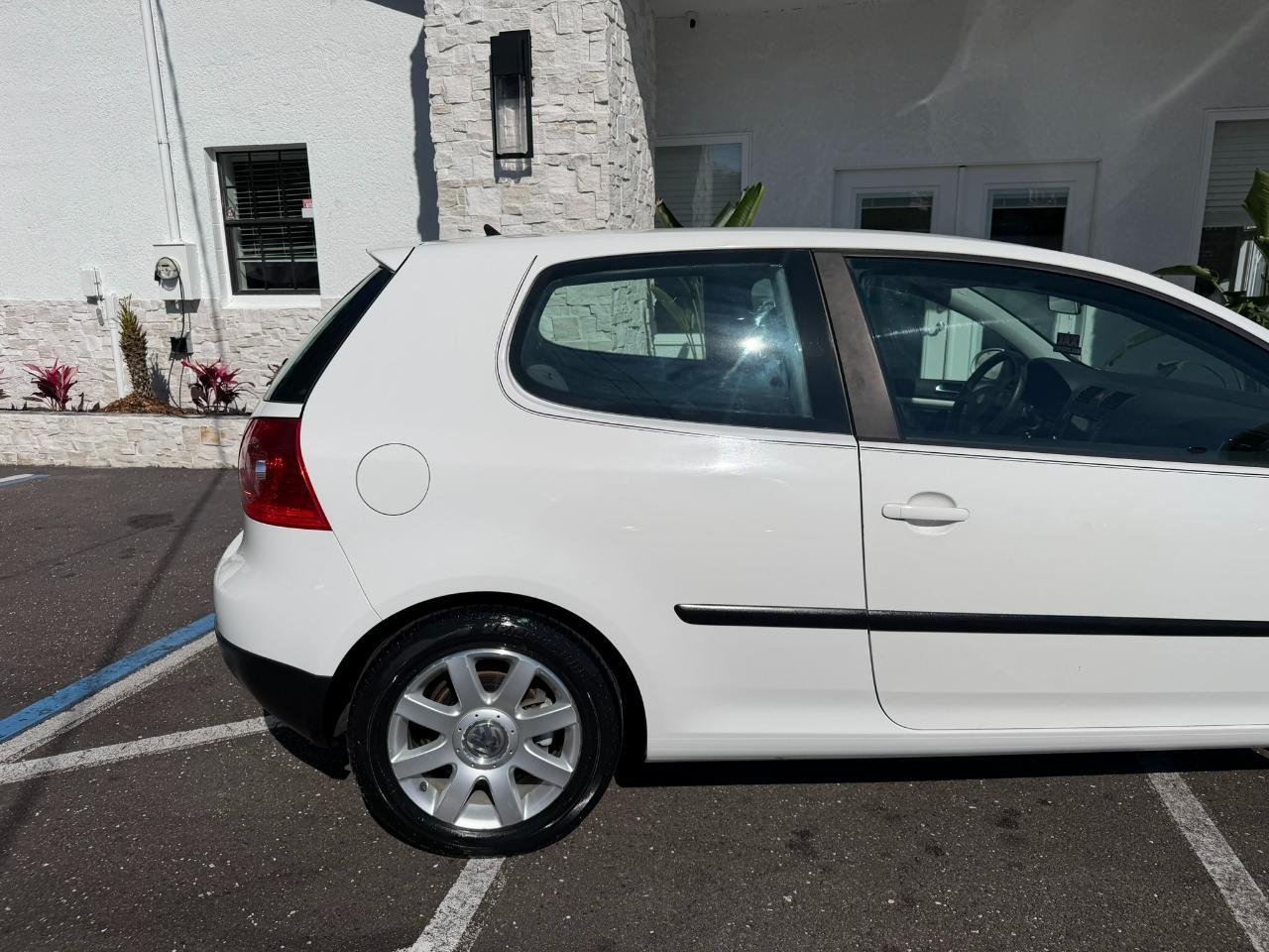 2009 Volkswagen Rabbit 2dr HB Auto S Jacksonville FL