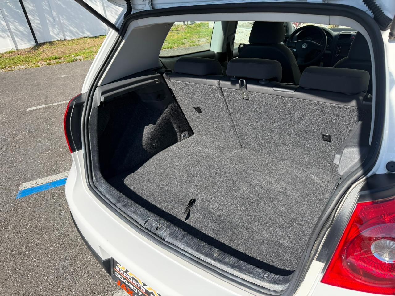 2009 Volkswagen Rabbit 2dr HB Auto S Jacksonville FL