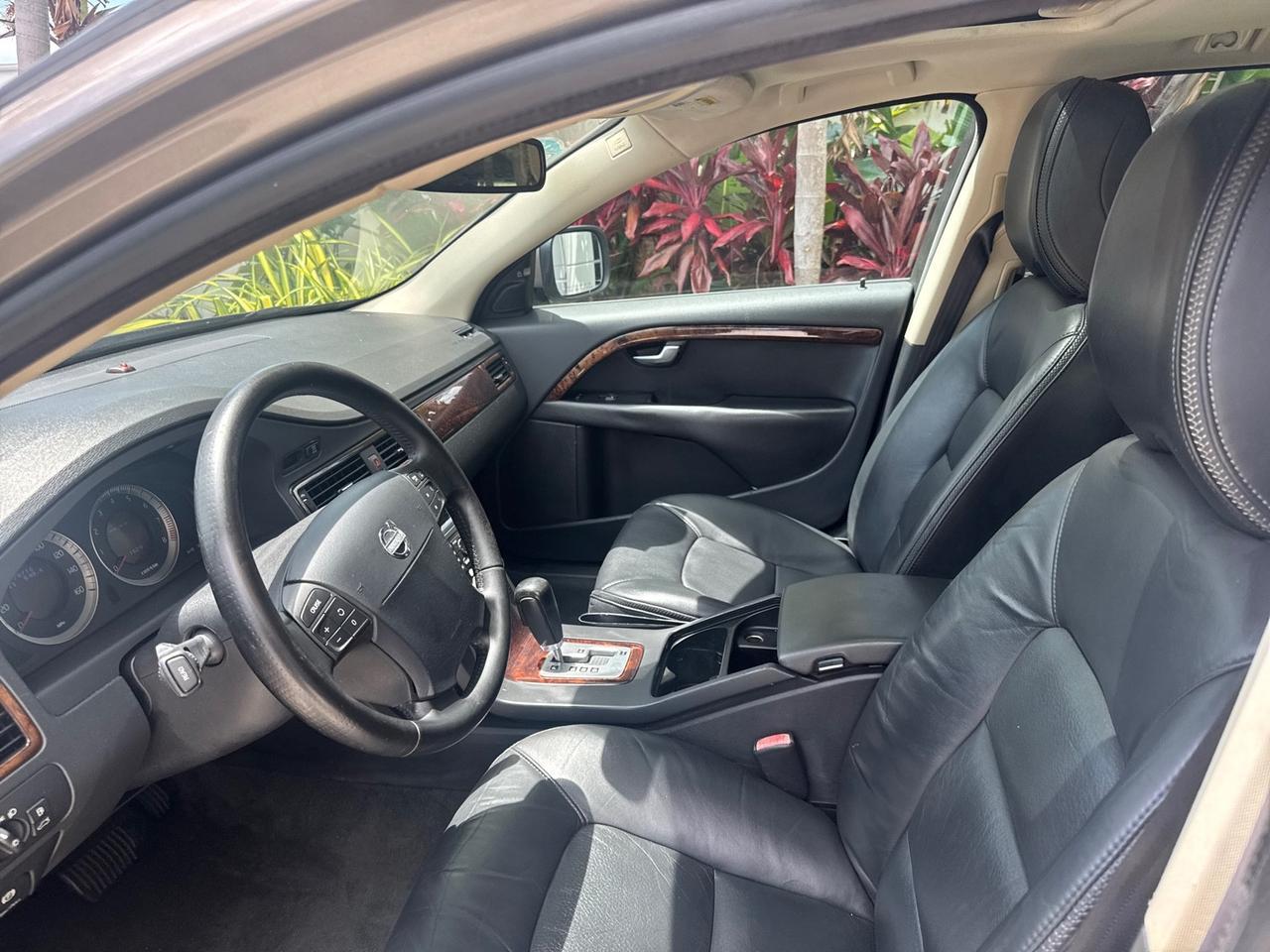 2009 Volvo XC70 3.0T AWD WAGON LOW MILES 78,683 Pompano Beach FL