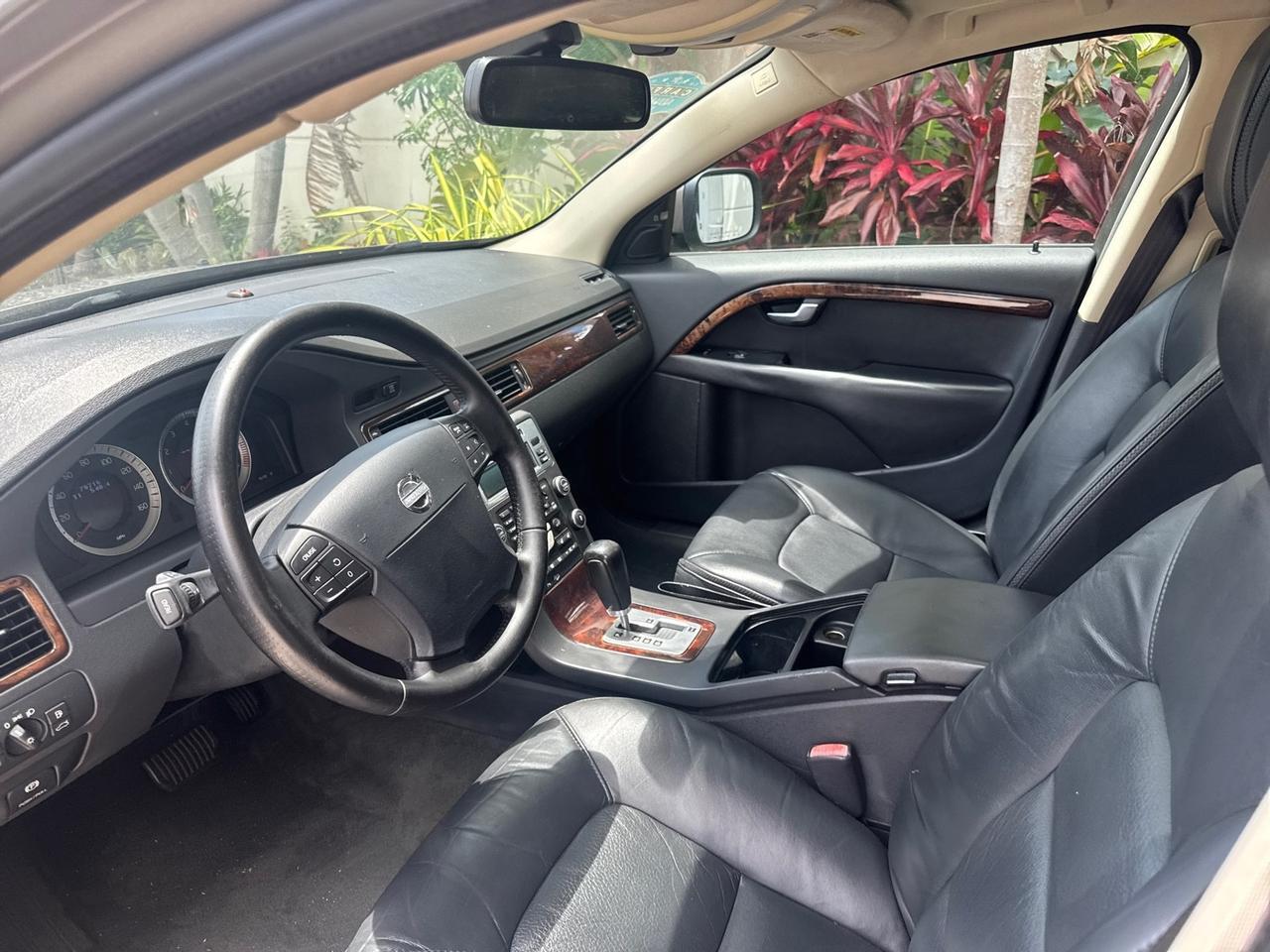 2009 Volvo XC70 3.0T AWD WAGON LOW MILES 78,683 Pompano Beach FL