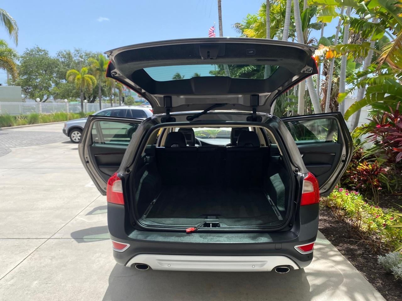 2009 Volvo XC70 3.0T AWD WAGON LOW MILES 78,683 Pompano Beach FL