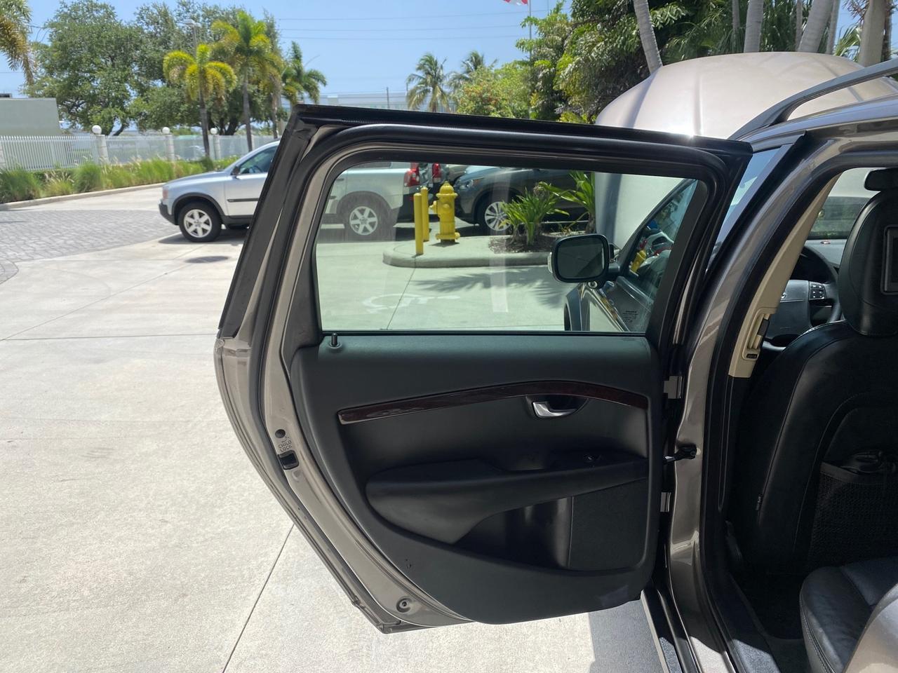 2009 Volvo XC70 3.0T AWD WAGON LOW MILES 78,683 Pompano Beach FL