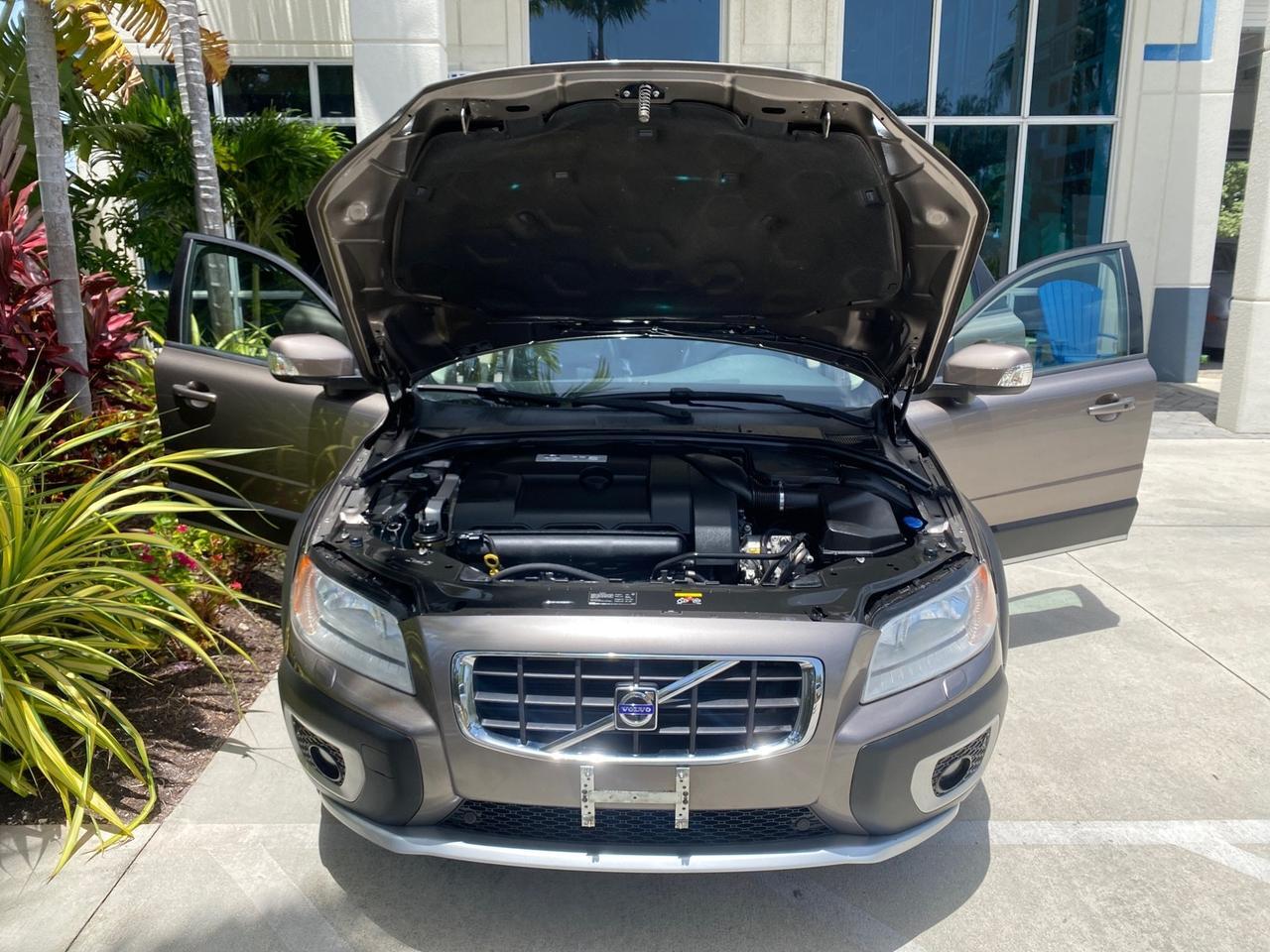 2009 Volvo XC70 3.0T AWD WAGON LOW MILES 78,683 Pompano Beach FL