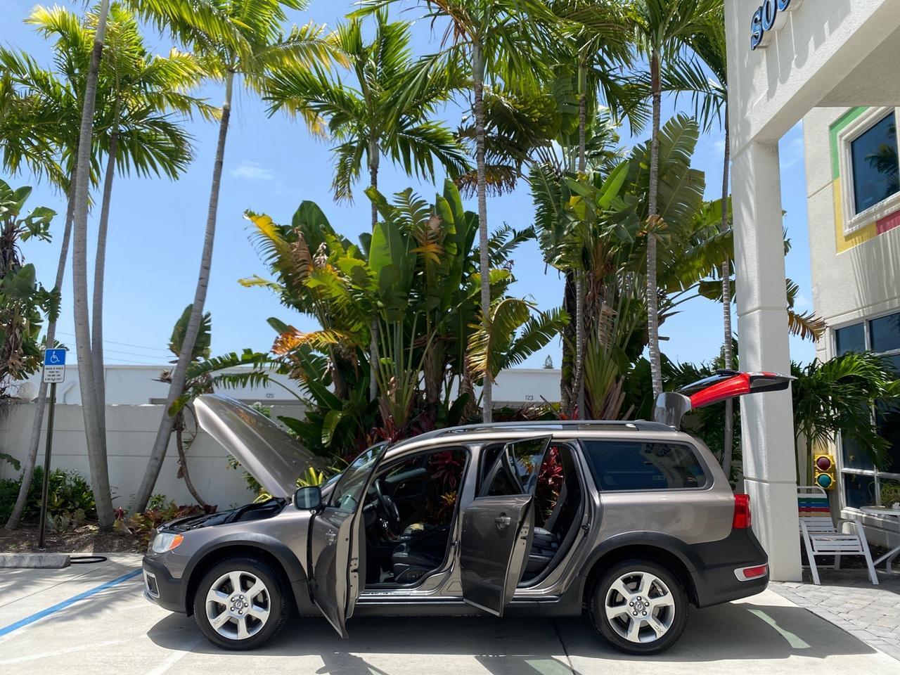 2009 Volvo XC70 3.0T AWD WAGON LOW MILES 78,683 Pompano Beach FL