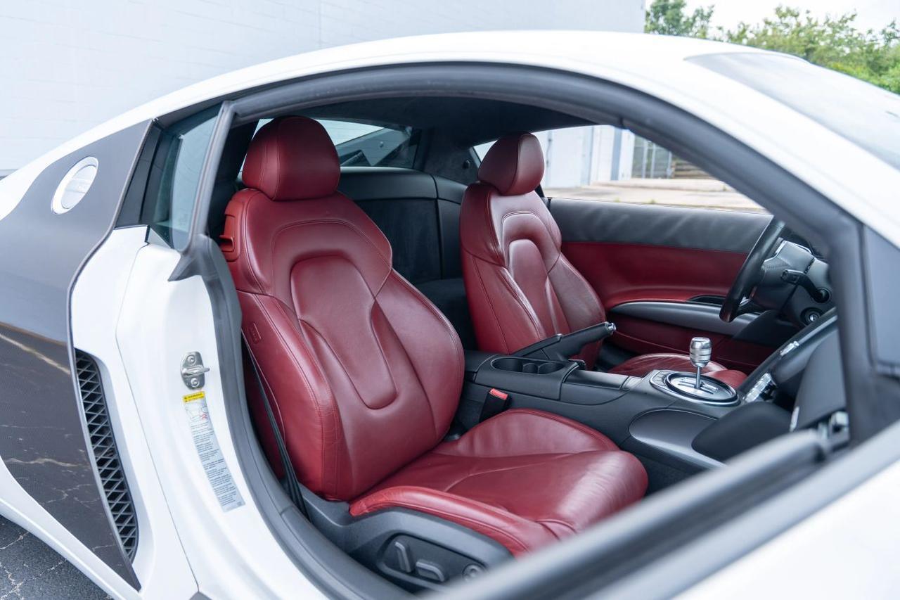 2010 Audi R8 4.2 Quattro Coupe 2D St. Louis MO