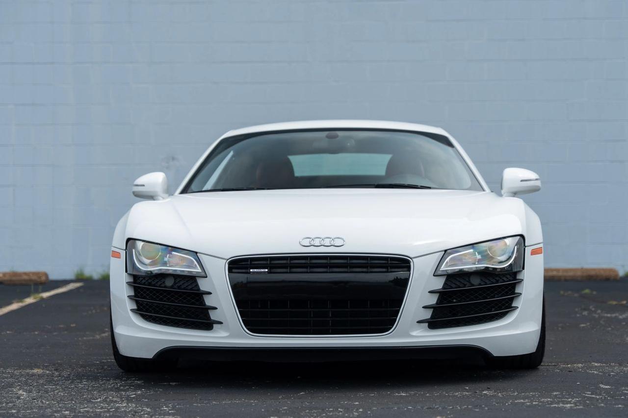 2010 Audi R8 4.2 Quattro Coupe 2D St. Louis MO