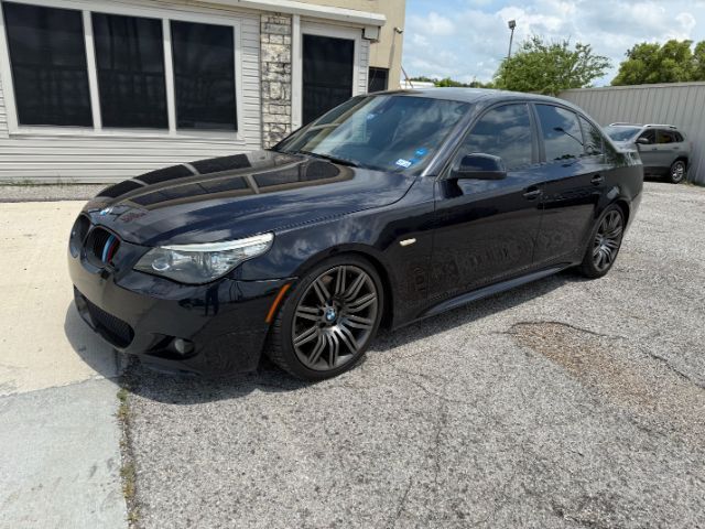 2010 BMW 550i M series