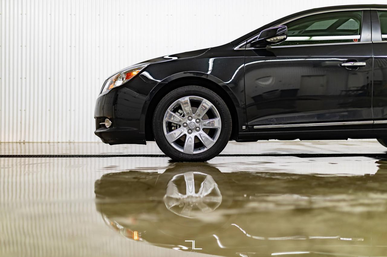 2010 Buick LaCrosse AWD CXL Leather Roof Nav BCam Red Deer AB