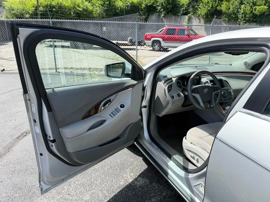 2010 Buick LaCrosse CX Sedan 4D Cincinnati OH