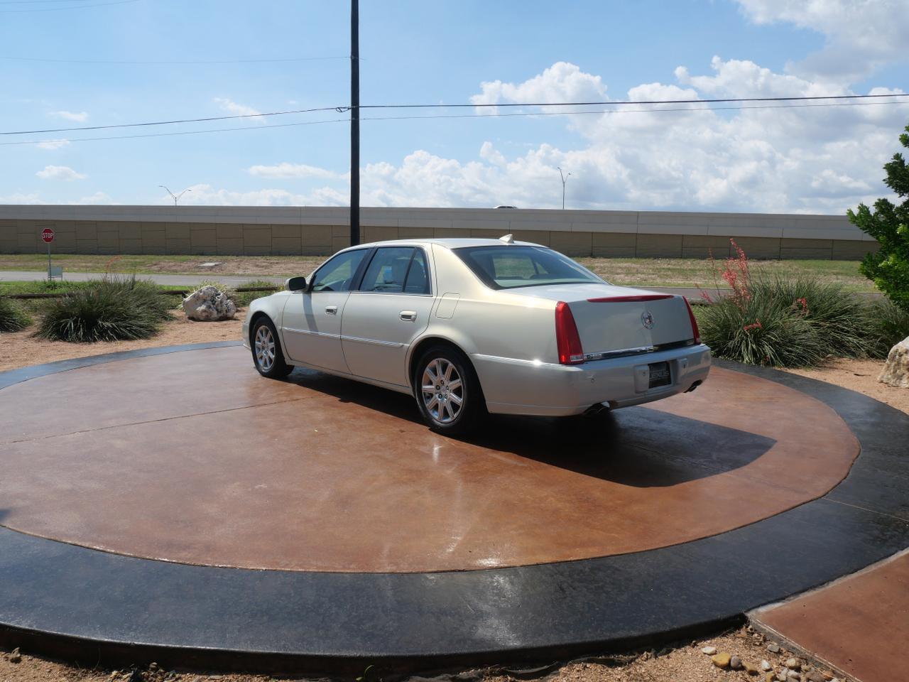 2010 Cadillac DTS w/1SD San Juan TX