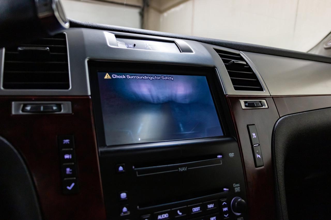 2010 Cadillac Escalade EXT 4x4 Luxury Edition Leather Roof DVD Red Deer AB
