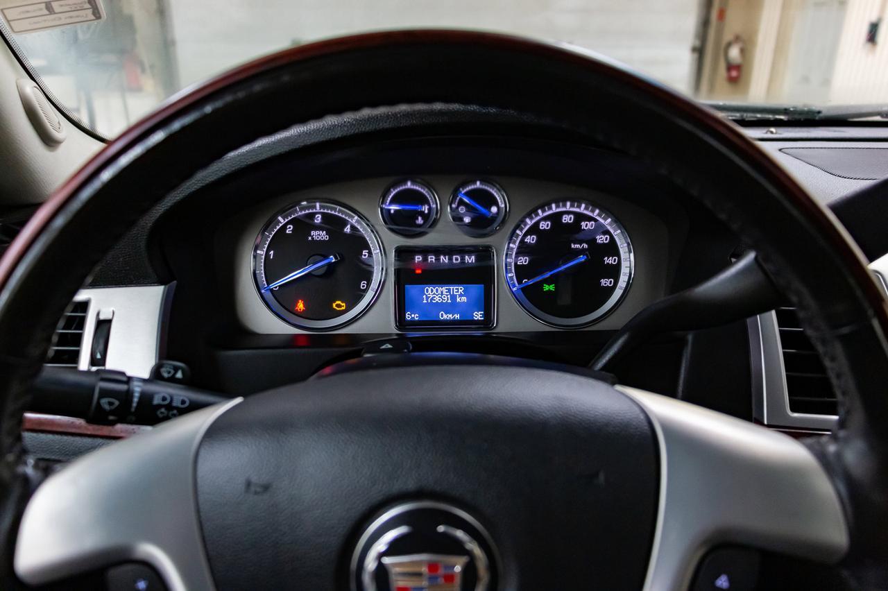 2010 Cadillac Escalade EXT 4x4 Luxury Edition Leather Roof DVD Red Deer AB