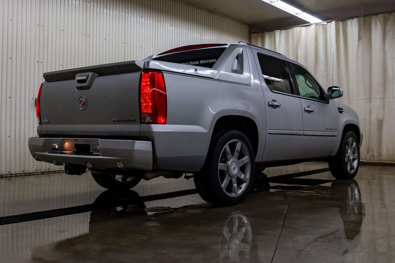 2010 Cadillac Escalade EXT 4x4 Luxury Edition Leather Roof DVD Red Deer AB