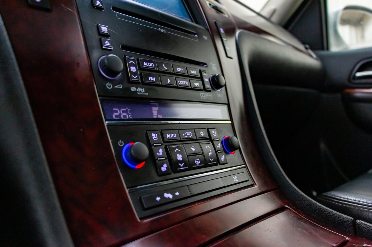 2010 Cadillac Escalade EXT 4x4 Luxury Edition Leather Roof DVD Red Deer AB