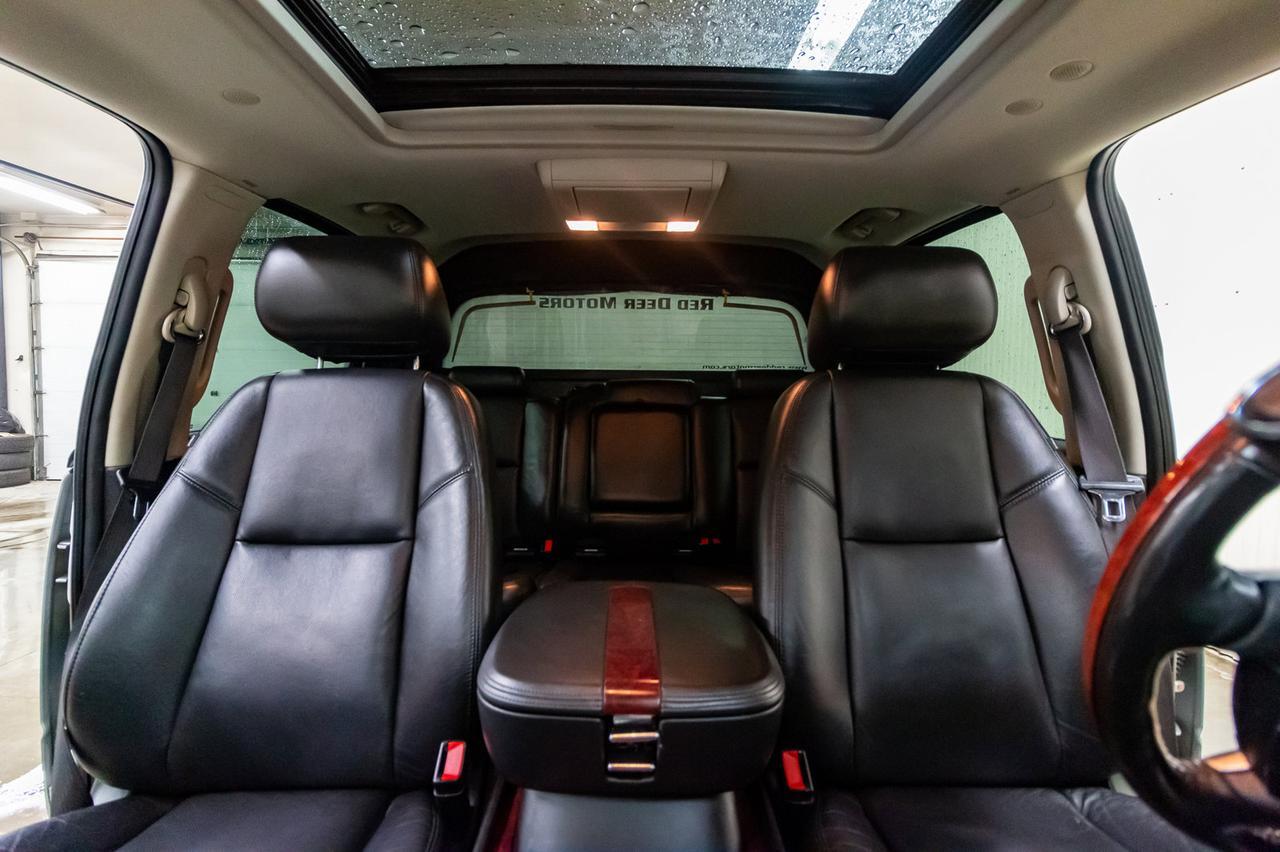 2010 Cadillac Escalade EXT 4x4 Luxury Edition Leather Roof DVD Red Deer AB