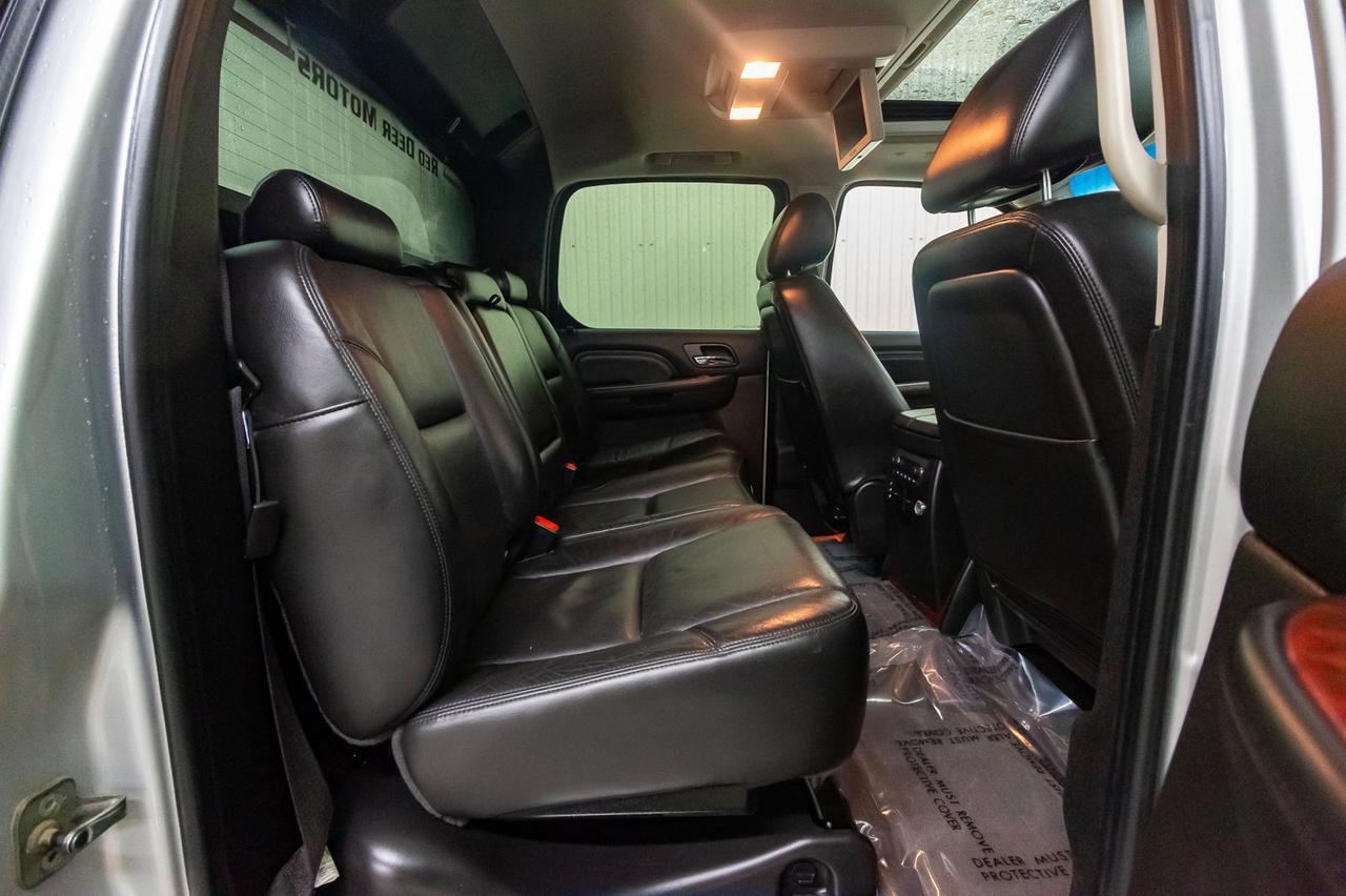 2010 Cadillac Escalade EXT 4x4 Luxury Edition Leather Roof DVD Red Deer AB