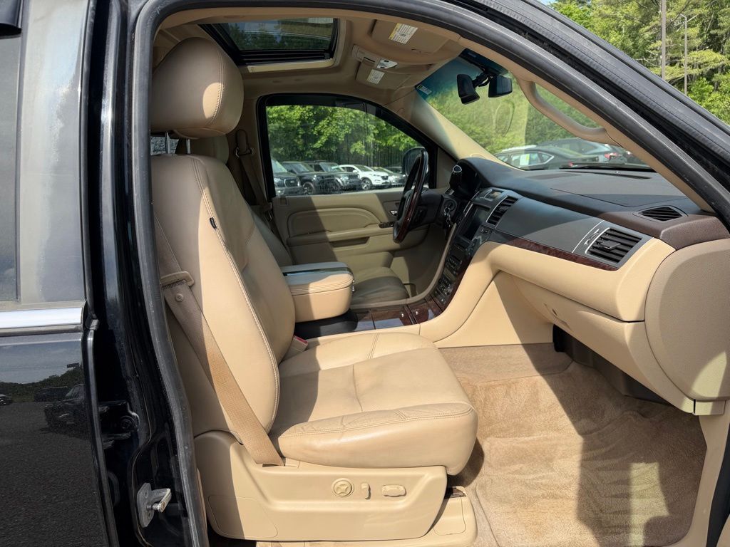 2010 Cadillac Escalade Premium Orange MA