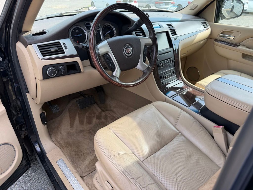 2010 Cadillac Escalade Premium Orange MA
