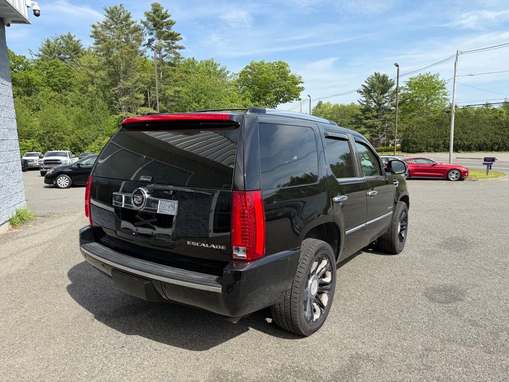 2010 Cadillac Escalade Premium Orange MA