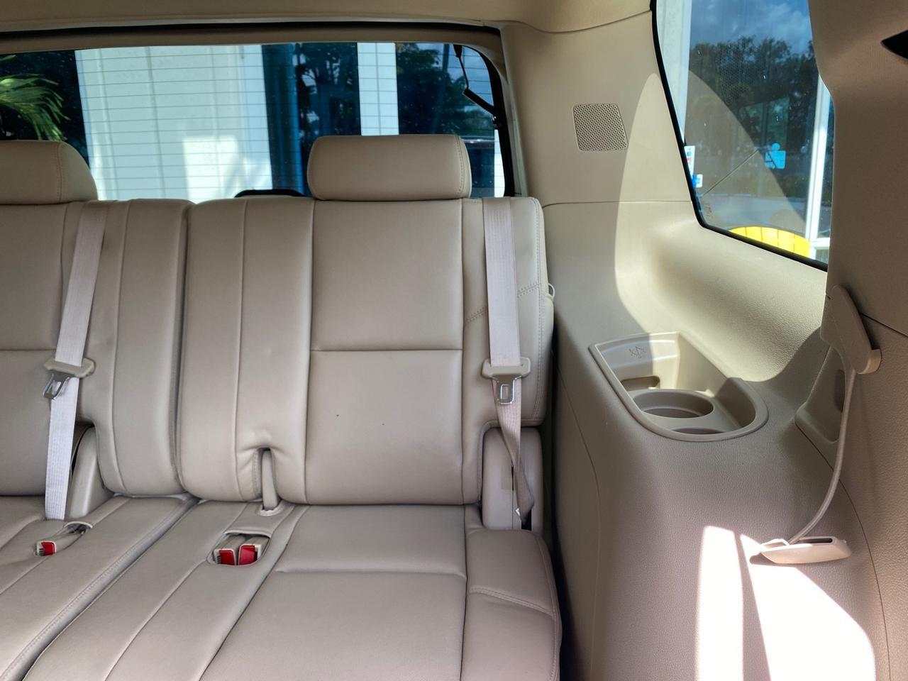 2010 Cadillac Escalade SUNROOF NAV Premium LOW MILES 66,933 Pompano Beach FL