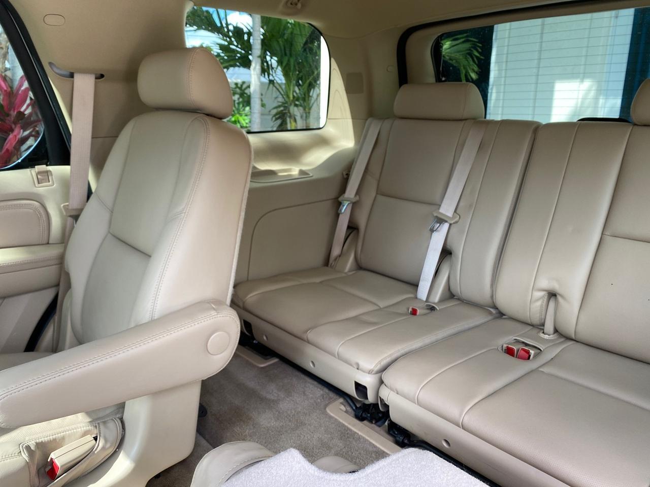 2010 Cadillac Escalade SUNROOF NAV Premium LOW MILES 66,933 Pompano Beach FL