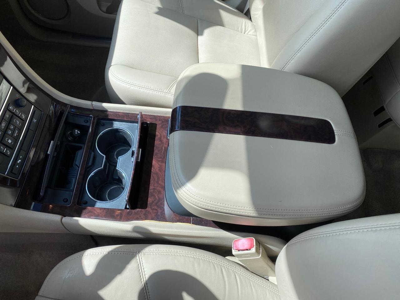 2010 Cadillac Escalade SUNROOF NAV Premium LOW MILES 66,933 Pompano Beach FL