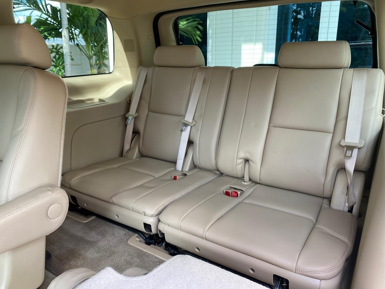 2010 Cadillac Escalade SUNROOF NAV Premium LOW MILES 66,933 Pompano Beach FL