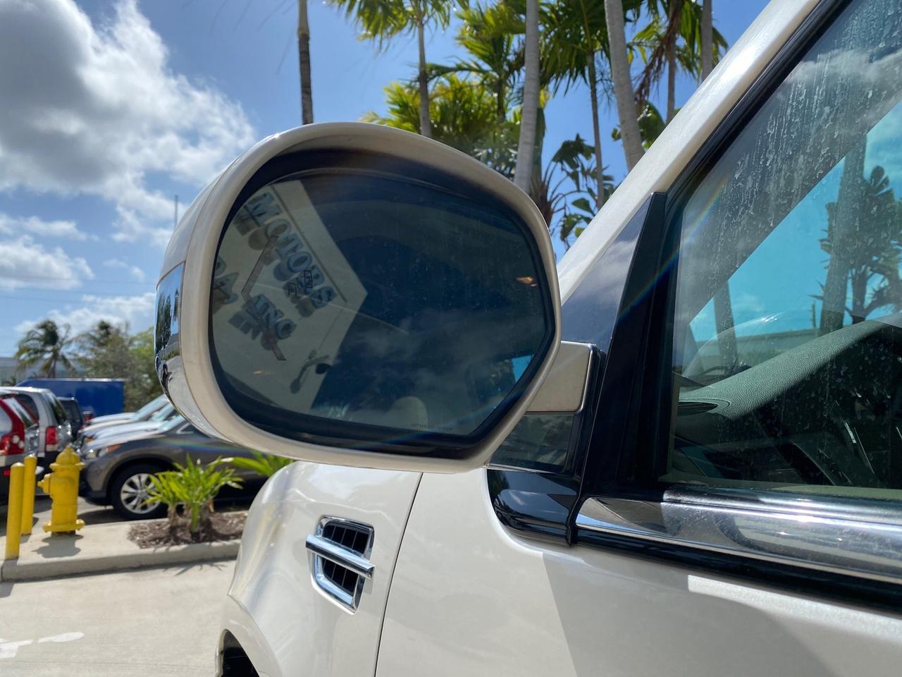 2010 Cadillac Escalade SUNROOF NAV Premium LOW MILES 66,933 Pompano Beach FL