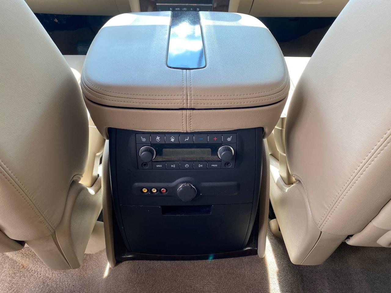 2010 Cadillac Escalade SUNROOF NAV Premium LOW MILES 66,933 Pompano Beach FL
