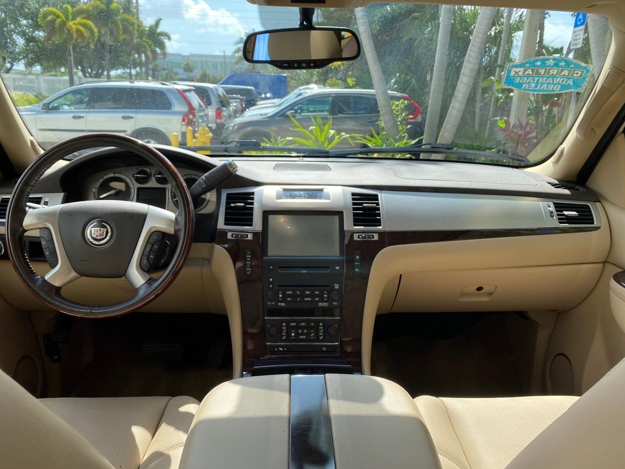 2010 Cadillac Escalade SUNROOF NAV Premium LOW MILES 66,933 Pompano Beach FL