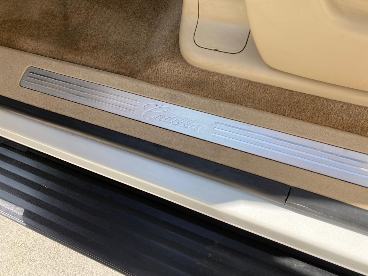 2010 Cadillac Escalade SUNROOF NAV Premium LOW MILES 66,933 Pompano Beach FL