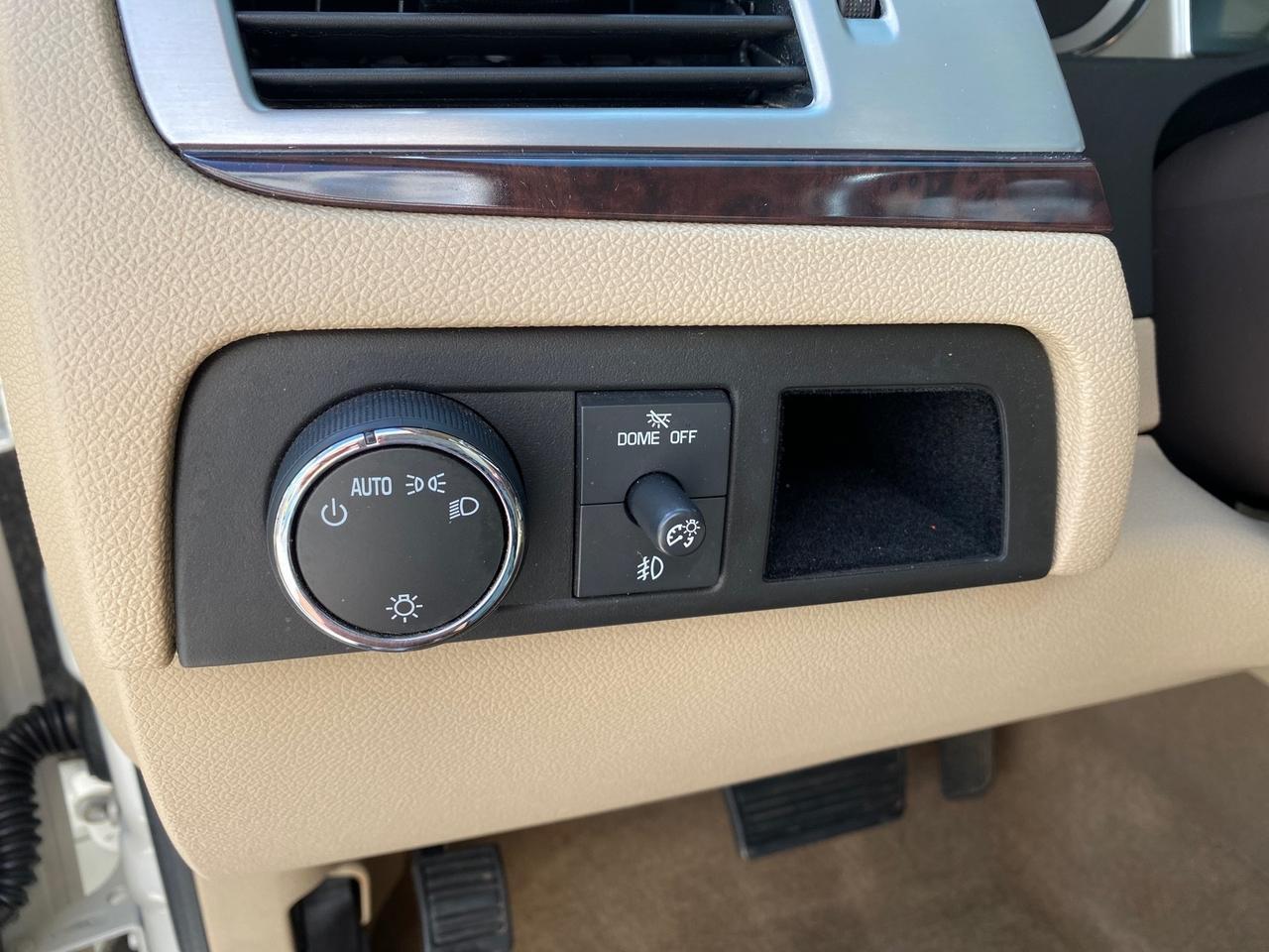 2010 Cadillac Escalade SUNROOF NAV Premium LOW MILES 66,933 Pompano Beach FL