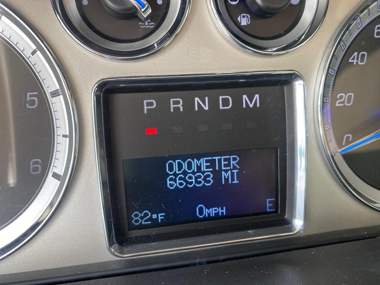 2010 Cadillac Escalade SUNROOF NAV Premium LOW MILES 66,933 Pompano Beach FL