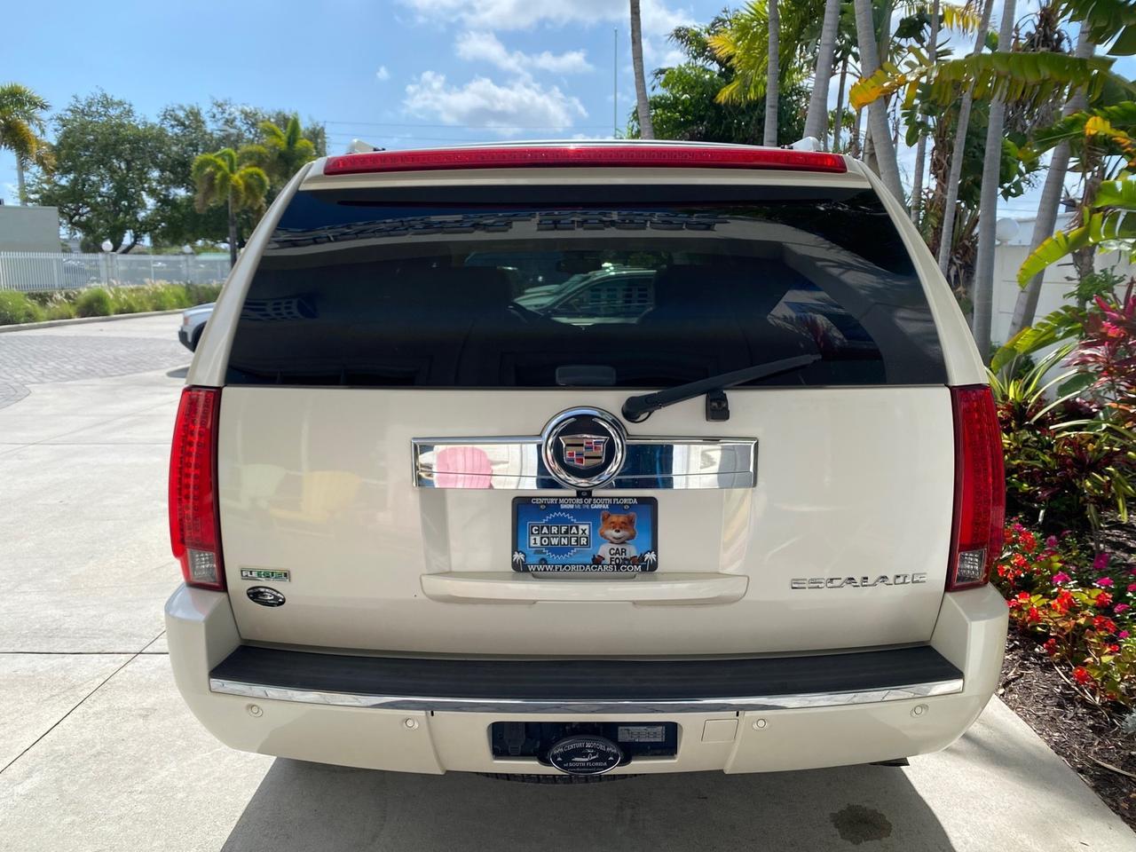 2010 Cadillac Escalade SUNROOF NAV Premium LOW MILES 66,933 Pompano Beach FL