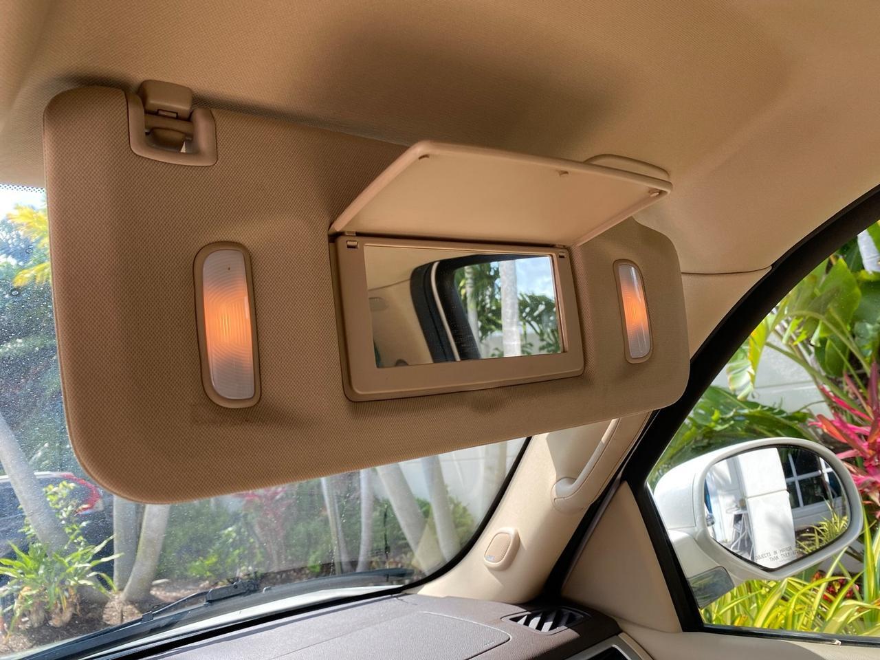 2010 Cadillac Escalade SUNROOF NAV Premium LOW MILES 66,933 Pompano Beach FL