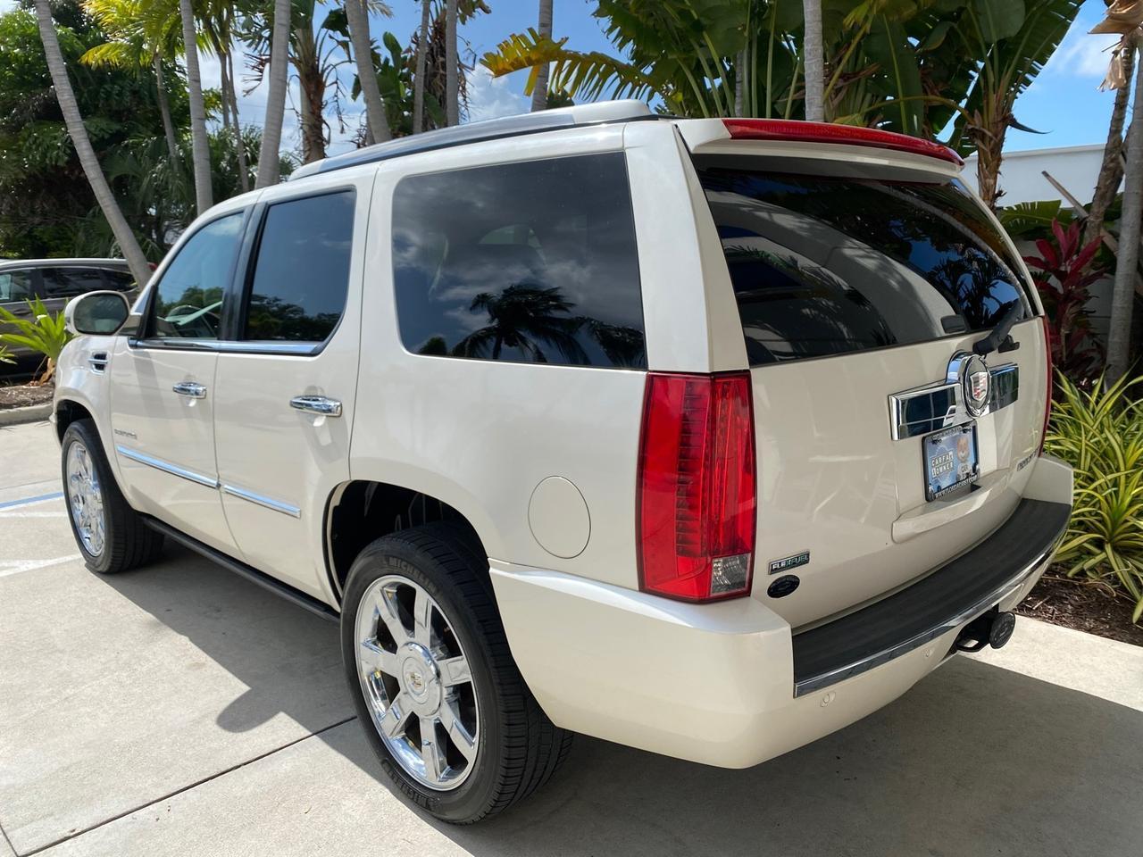 2010 Cadillac Escalade SUNROOF NAV Premium LOW MILES 66,933 Pompano Beach FL
