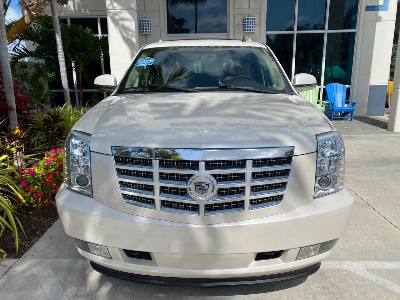 2010 Cadillac Escalade SUNROOF NAV Premium LOW MILES 66,933 Pompano Beach FL