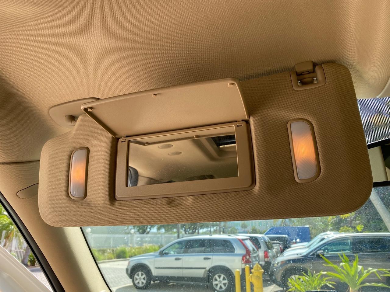 2010 Cadillac Escalade SUNROOF NAV Premium LOW MILES 66,933 Pompano Beach FL