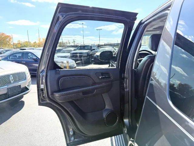 2010 Cadillac Escalade Sport Utility 4D Cincinnati OH