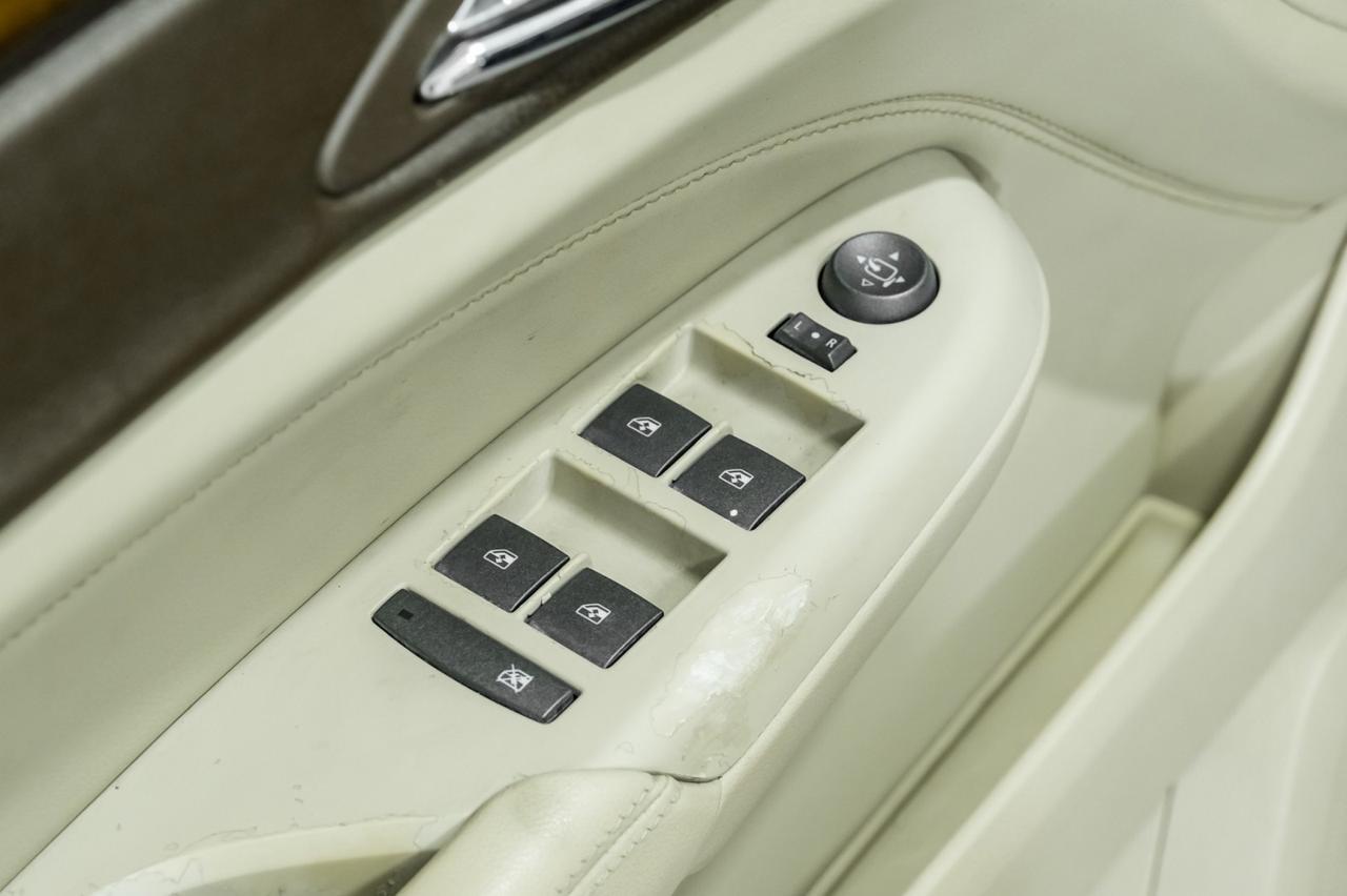 2010 Cadillac SRX LUXURY PANORAMA LEATHER HEATED SEATS KEYLESS START BOSE SOUND SYSTEM Carrollton TX