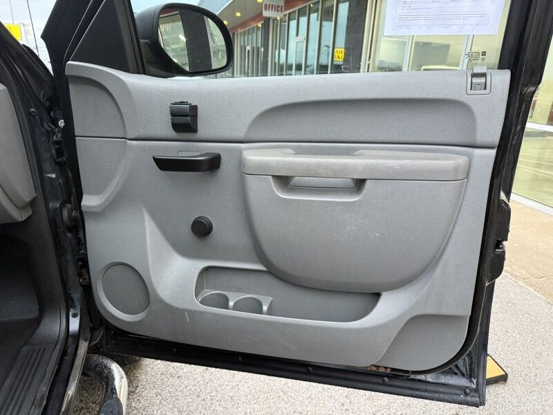 2010 Chevrolet 2500HD 4x4 Diesel Flatbed 47k exempt mi's Work Truck Collinsville OK