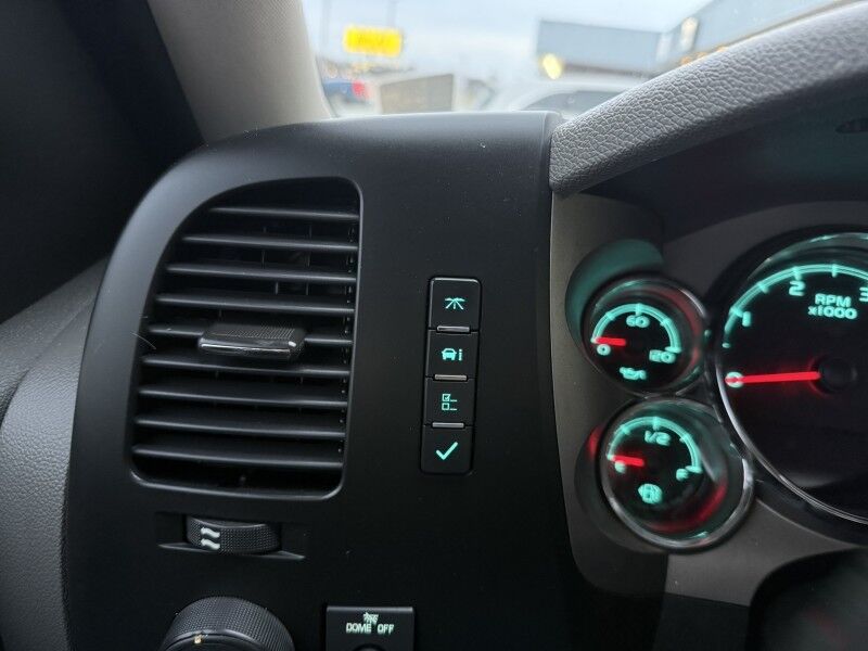 2010 Chevrolet 2500HD 4x4 Diesel Flatbed 47k exempt mi's Work Truck Collinsville OK