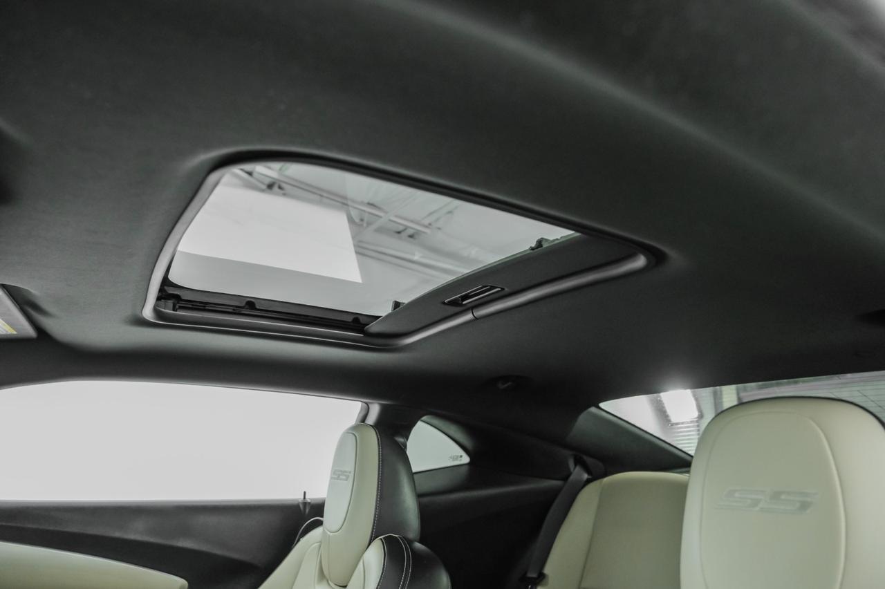 2010 Chevrolet Camaro 2SS AUTOMATIC SUNROOF LEATHER HEATED SEATS BOSTON ACOUSTICS PADDLE SHIFTERS Carrollton TX