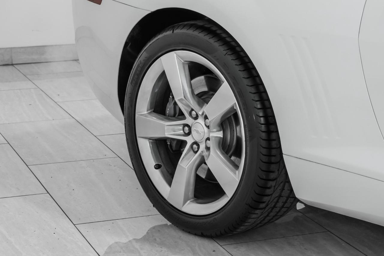 2010 Chevrolet Camaro 2SS AUTOMATIC SUNROOF LEATHER HEATED SEATS BOSTON ACOUSTICS PADDLE SHIFTERS Carrollton TX