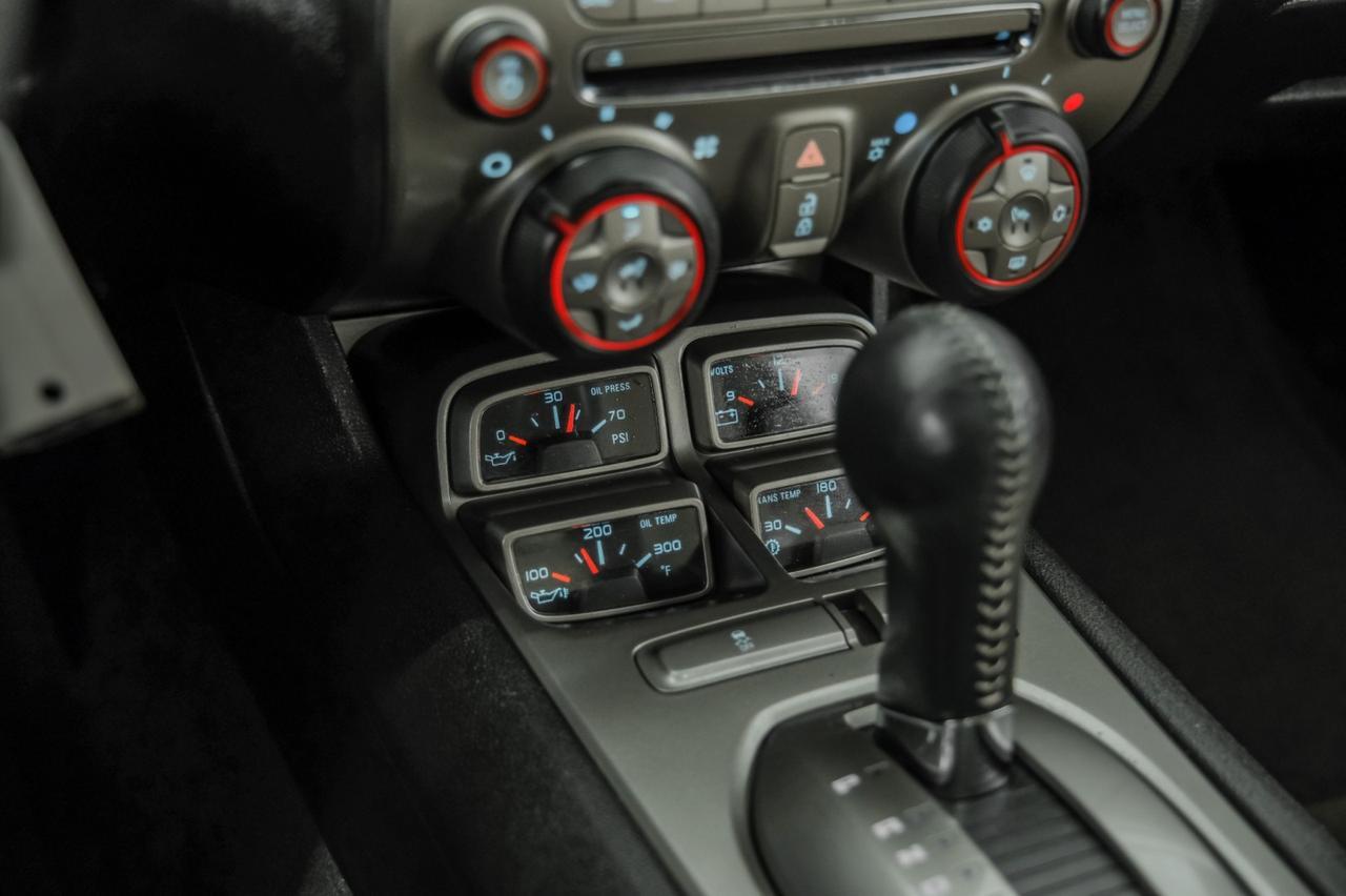 2010 Chevrolet Camaro 2SS AUTOMATIC SUNROOF LEATHER HEATED SEATS BOSTON ACOUSTICS PADDLE SHIFTERS Carrollton TX