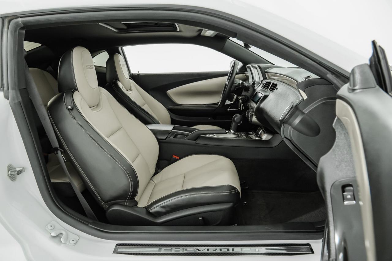 2010 Chevrolet Camaro 2SS AUTOMATIC SUNROOF LEATHER HEATED SEATS BOSTON ACOUSTICS PADDLE SHIFTERS Carrollton TX