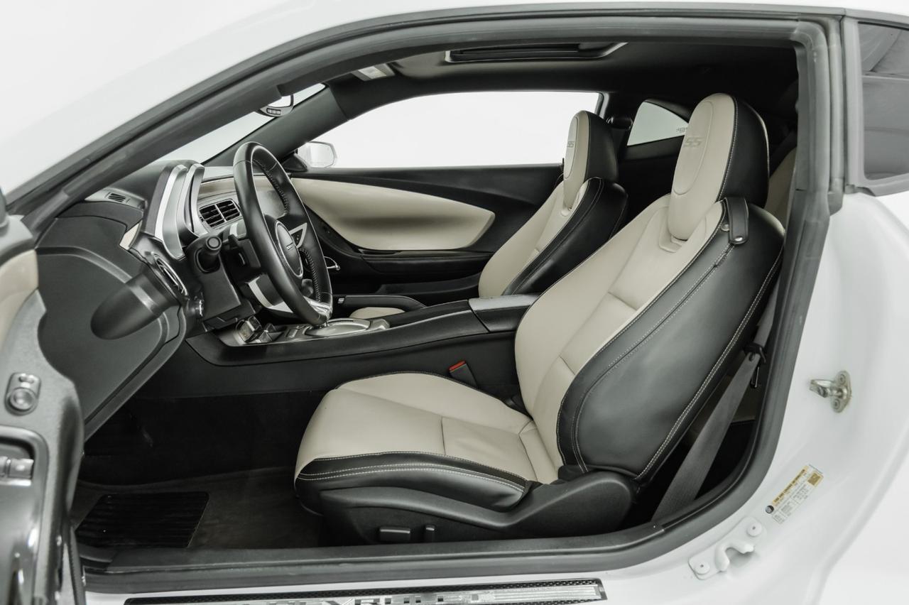 2010 Chevrolet Camaro 2SS AUTOMATIC SUNROOF LEATHER HEATED SEATS BOSTON ACOUSTICS PADDLE SHIFTERS Carrollton TX