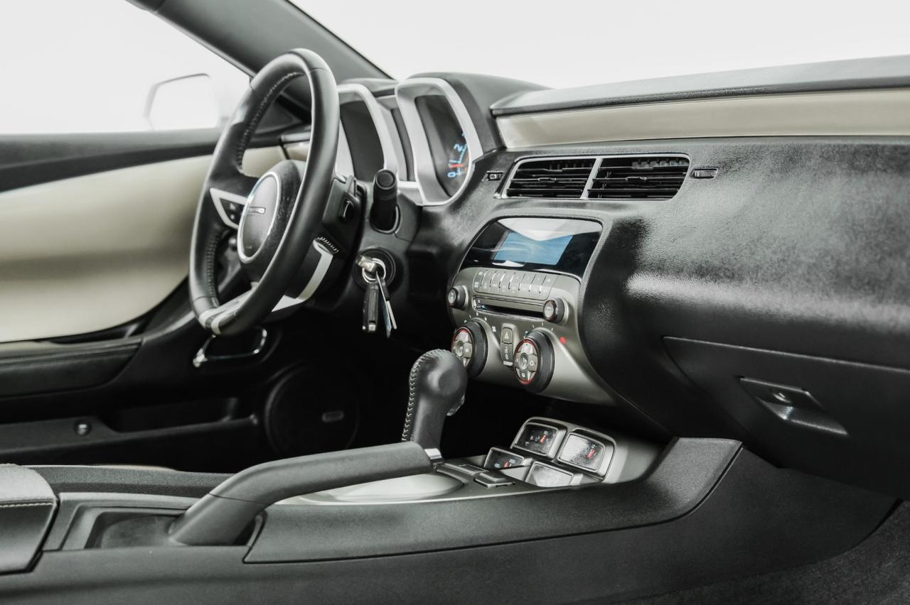 2010 Chevrolet Camaro 2SS AUTOMATIC SUNROOF LEATHER HEATED SEATS BOSTON ACOUSTICS PADDLE SHIFTERS Carrollton TX